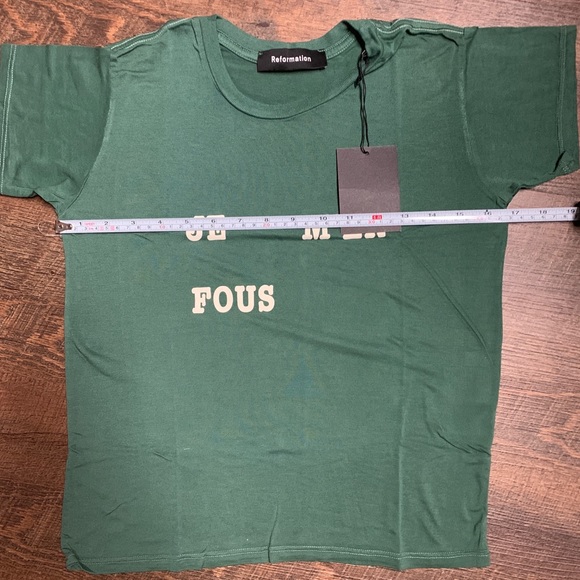 NWT Reformation Green Je M’en Fous Alex Slim Tee - Picture 11 of 11